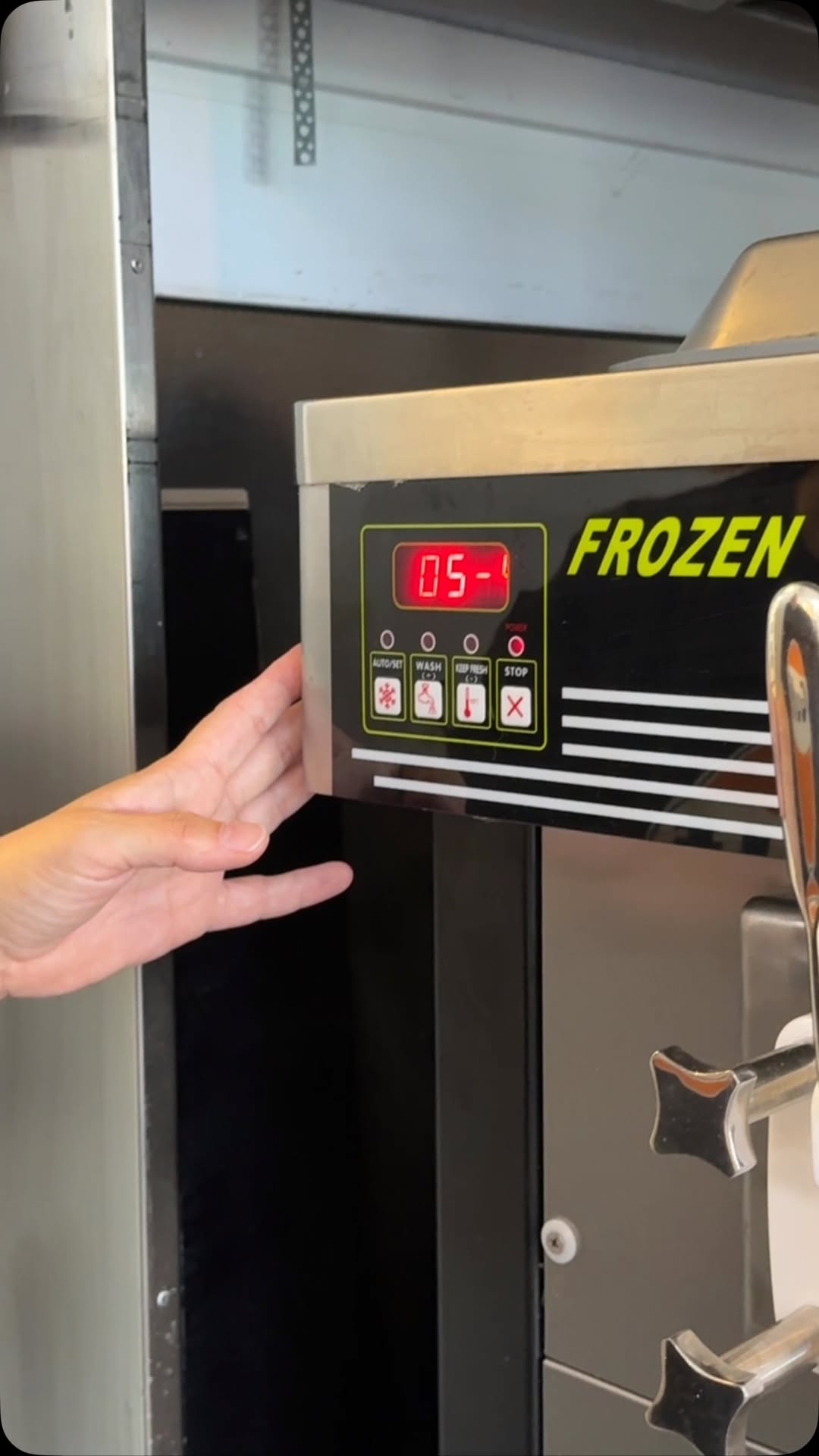 Macken i Skåre