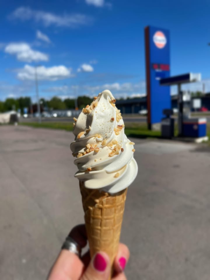 Macken i Skåre